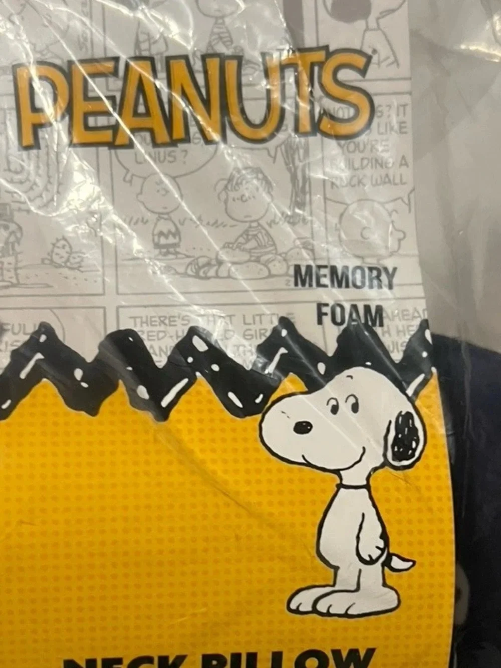 Peanuts New With Tags 2025 Memory Foam Snoopy Neck Pillow Gray/Yellow